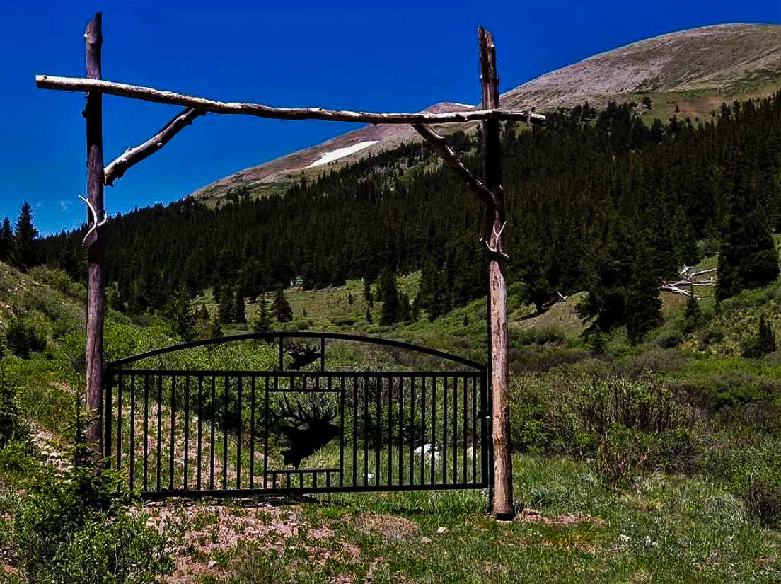 Property entrance · Mt. Silverheels